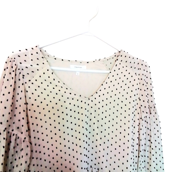 MAURICES EOMENS SMALL BEIGE AND  BLACK POKADOT SHIRT - Picture 4 of 4